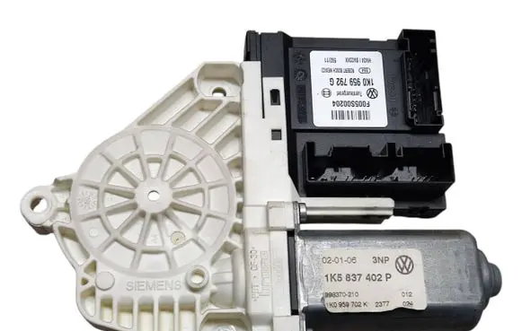 Volkswagen Jetta V Front door window regulator motor 1K5837402P 1K0959702K 998370210