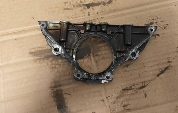 Mercedes-Benz CLA C117 X117 W117 other engine part A6510110108