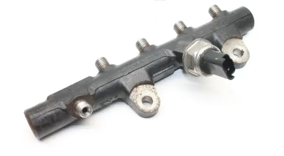Nissan Qashqai Fuel main line pipe 175210651R