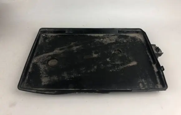 Battery tray