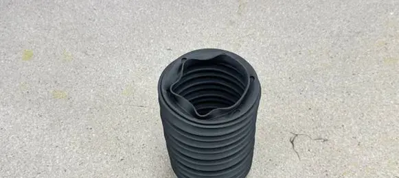 BMW M6 Front shock absorber dust cover boot 1093344 31331093344