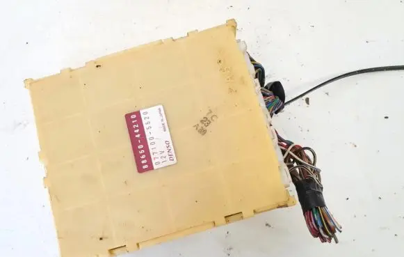 Toyota Avensis Verso Other control units/modules 8865044210 077100-5520