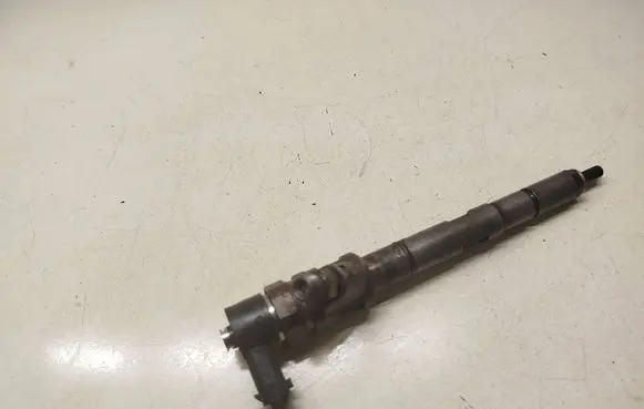Hyundai H-1, Starex, Satellite Fuel injector 338004a600 0445110278