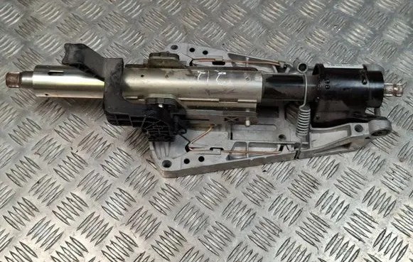 Mercedes-Benz E W212 Steering wheel axle A2124602716 A204462206