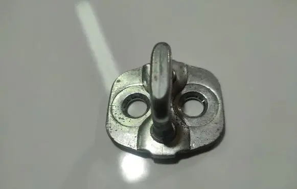 Nissan Micra Front door lock loop/hook striker 