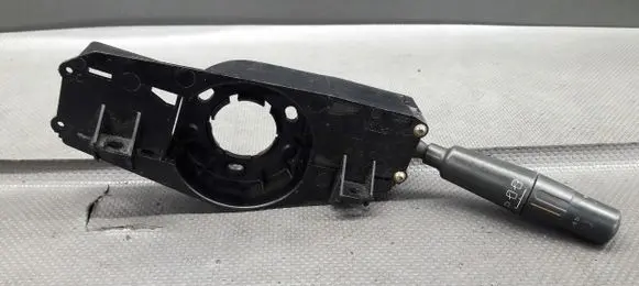 Peugeot 106 Fog light switch 61557102