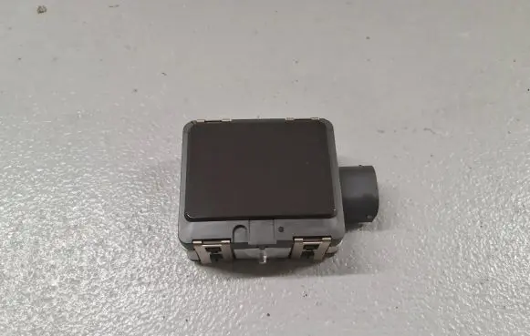Distronic sensor radar