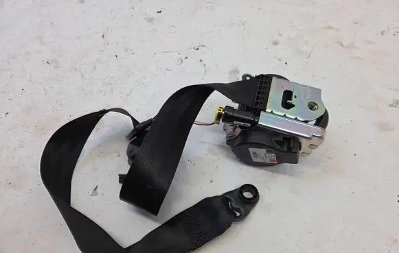 Jaguar XE Front seatbelt 635393200B
