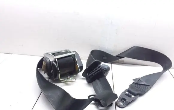Renault Clio IV Front seatbelt 868850945R 447552