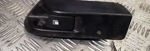 Toyota Auris 150 Fuel tank opening switch 
