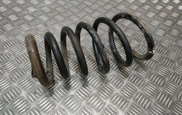 Volvo XC90 Rear coil spring