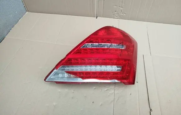 Mercedes-Benz S W221 Rear/tail lights A2218201464