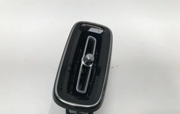 Volvo XC40 Dashboard side air vent grill/cover trim 31442625 31477269