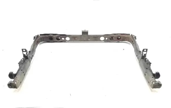 Toyota Avensis T270 Radiator support slam panel