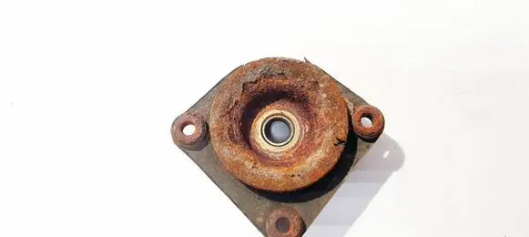Volvo V70 Coil spring mount 
