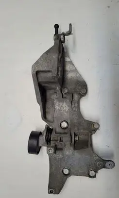 Volkswagen PASSAT B7 Generator/alternator bracket 03L903143Q