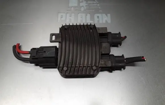 Land Rover Freelander 2 - LR2 Coolant fan relay 940009402