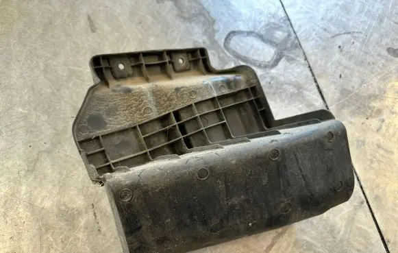 Hyundai Santa Fe Rear mudguard 866182W000