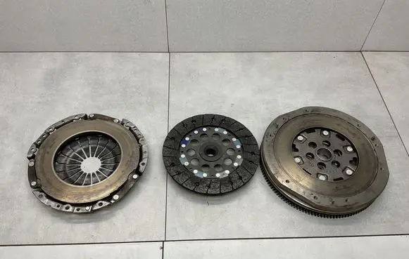 Nissan Juke I F15 Clutch set kit
