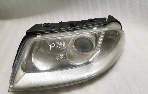 Volkswagen PASSAT B5.5 Headlight/headlamp 3B0941015AK