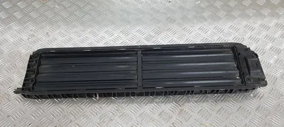 Skoda Octavia Mk4 Radiator trim 2Q0122323