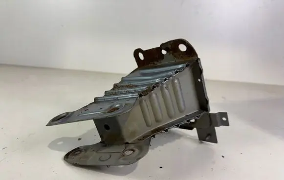 Opel Zafira B Front bumper shock/impact absorber 