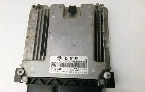 Volkswagen PASSAT B6 Engine control unit/module 03L907309