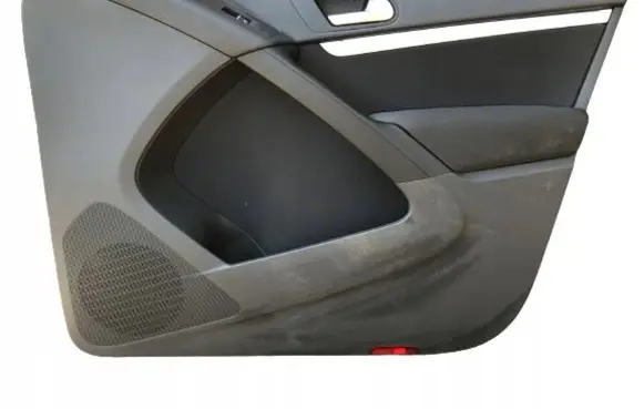 Volkswagen Tiguan Front door card panel trim 5N0867012B