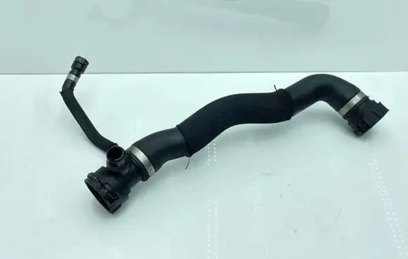 BMW 4 F36 Gran coupe Engine coolant pipe/hose 8513603 131757 7148378