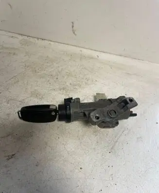 Audi A4 S4 B7 8E 8H Ignition lock 4B0905851Q
