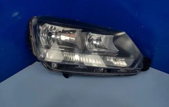 Skoda Yeti (5L) Headlight/headlamp 5L1941016D 0301286202