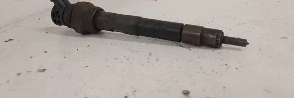 Jaguar XE Fuel injector G4D39K546CA D445110664
