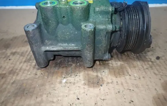 Ford Fiesta Air conditioning (A/C) compressor (pump) 6S6H19D629AB