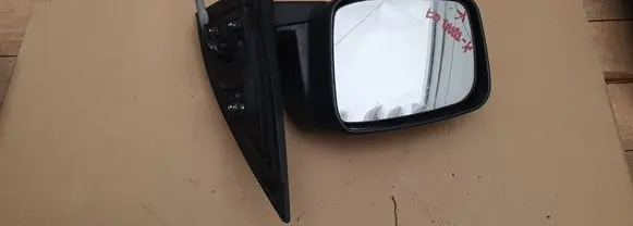 Nissan X-Trail T31 Front door electric wing mirror