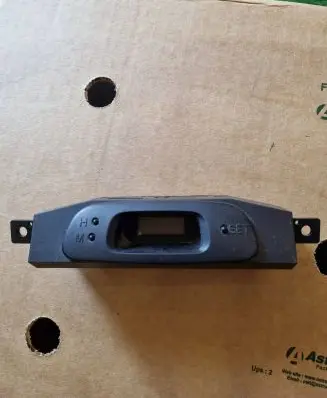 Mitsubishi Carisma Clock MR114346