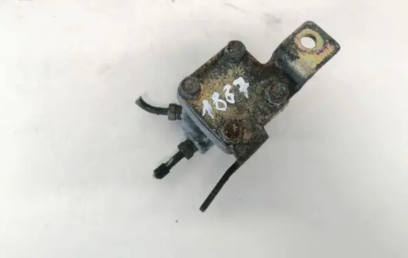 Nissan Almera Brake power pressure regulator 