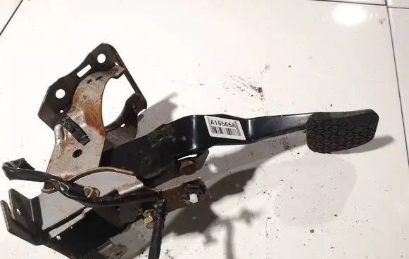 Mazda 6 Brake pedal 