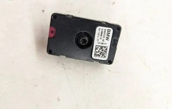 BMW 7 G11 G12 Aerial antenna amplifier 9325723