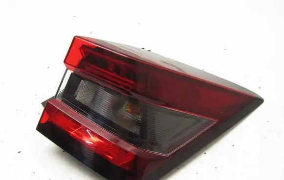 Nissan Juke II F16 Rear/tail lights 265506PA1A