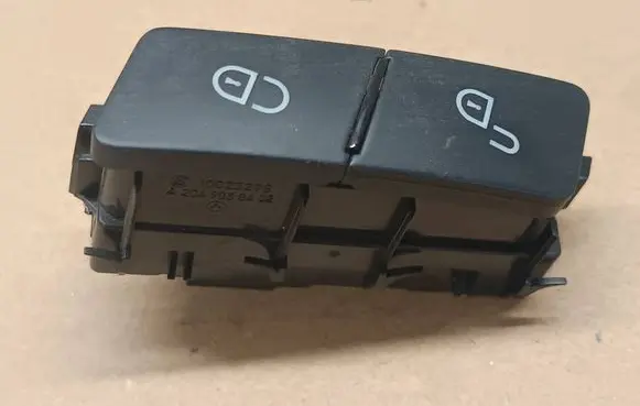 Mercedes-Benz E C207 W207 Central locking switch button A2049058402 10023298