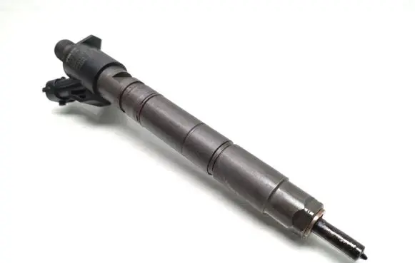 Volvo V60 Fuel injector 31303238 0445116046