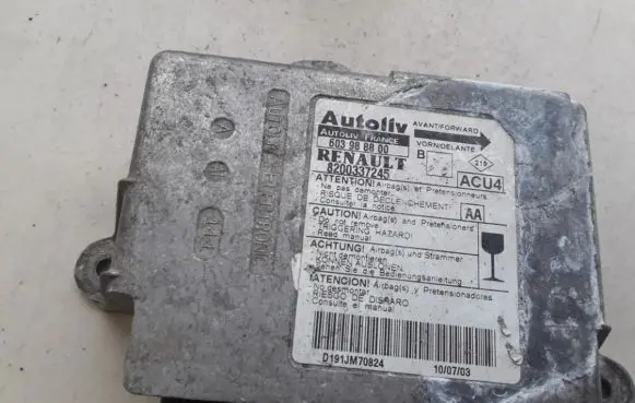 Renault Megane II Airbag control unit/module 8200337245 60398880