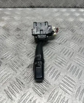 Toyota Avensis T250 Indicator stalk 173650