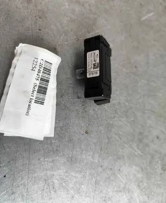 Jaguar F-Pace Bluetooth antenna C2D48475