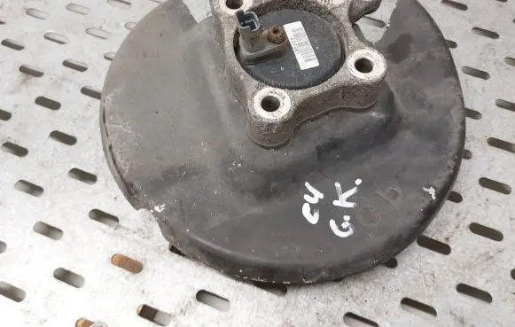Citroen C4 II Picasso Rear wheel hub