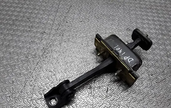 Mercedes-Benz ML W163 Front door check strap stopper