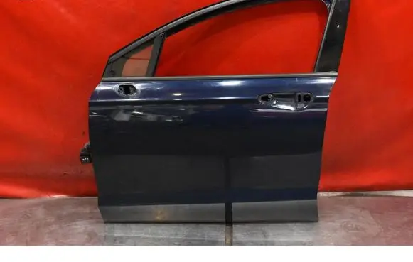 Ford Mondeo MK I Front door
