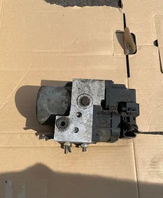 Nissan Almera N16 ABS Pump 0273004596 181232