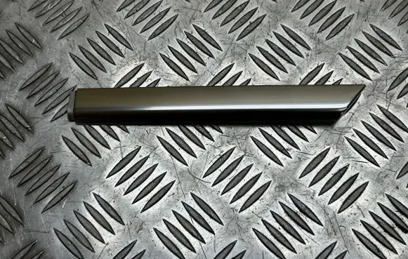 BMW 6 F06 Gran coupe Rubber seal front coupe door 7221309 51337221309