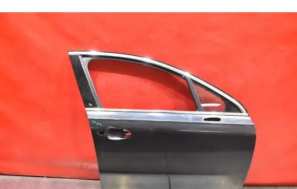 Peugeot 508 RXH Front door 
